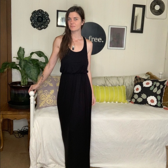💛 Black Lush Razor Back Maxi Dress - Picture 6 of 9